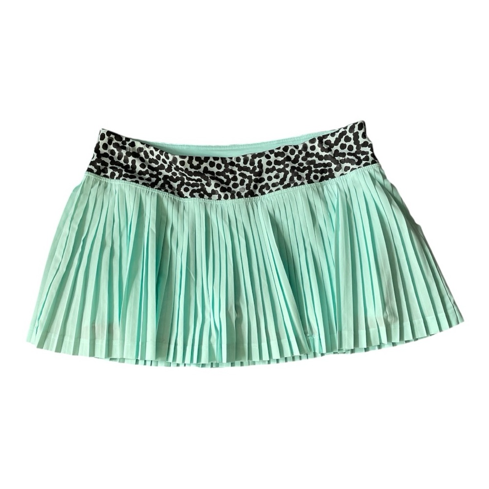 #073, Lululemon pleat to street skirt, size 10
